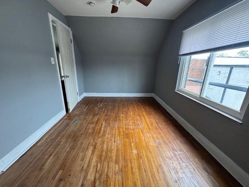 Building Photo - 17126 San Juan Dr