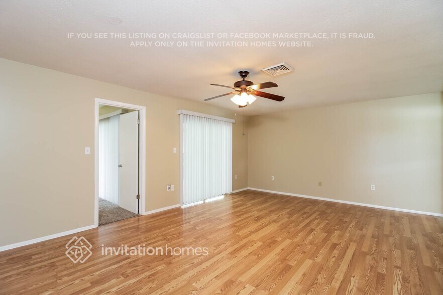 Building Photo - 5323 Winewood Dr