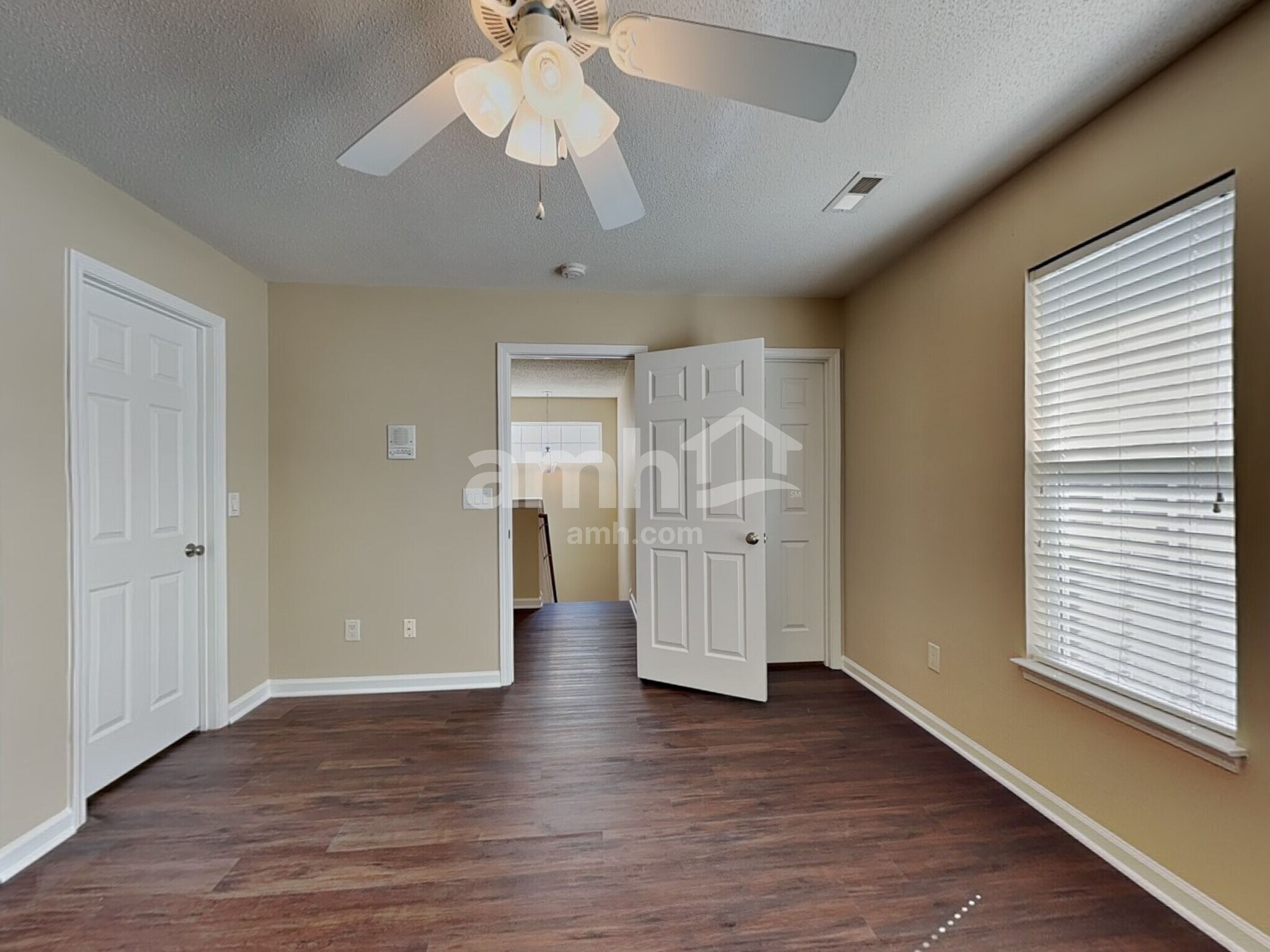 Building Photo - 3646 Sunset Hollow Dr