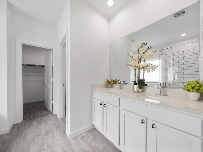 Building Photo - 14379 Sweet Mdw Trl