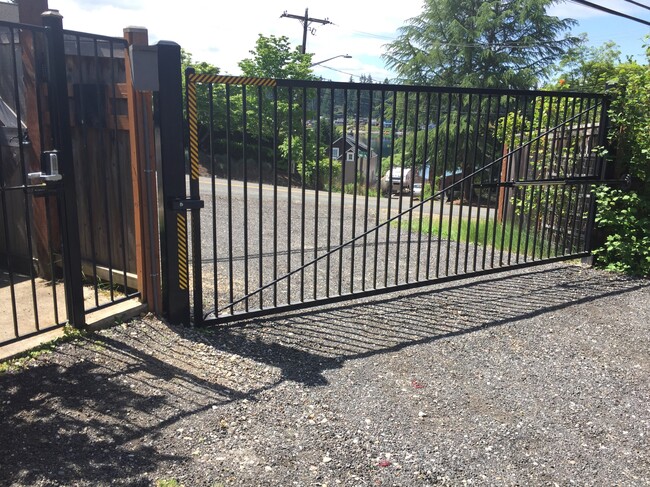 Remote controlled gate. - 123 Lake Louise Dr SW