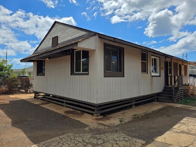 Primary Photo - Spacious 2 Bedroom | 1 Bath Duplex