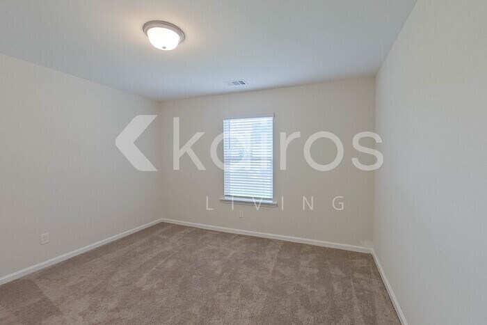 Building Photo - 108 St Phillip Wy