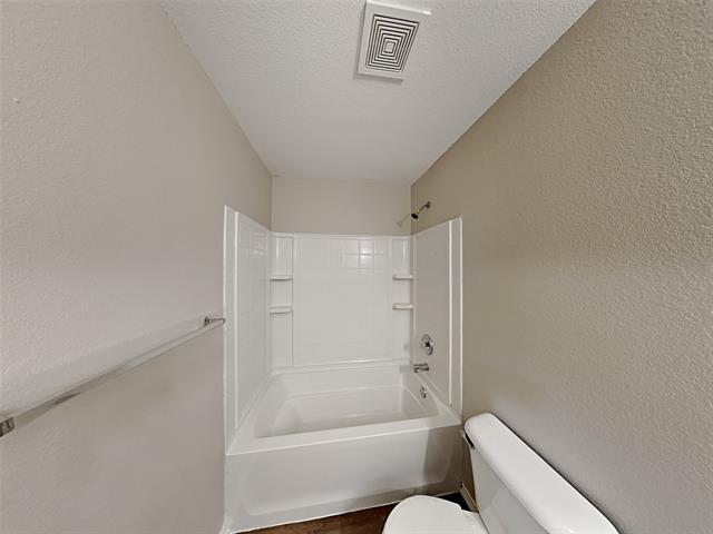 Building Photo - 9200 Troy Dr