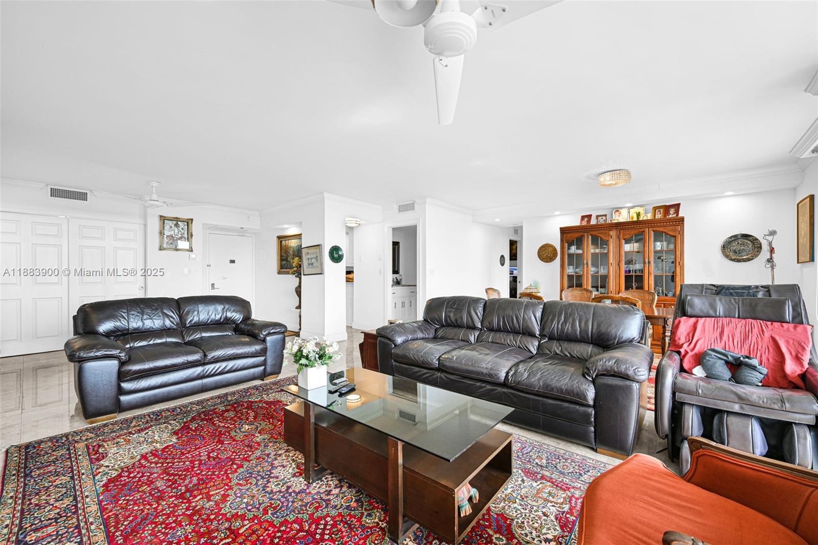 Building Photo - 20335 W Country Club Dr