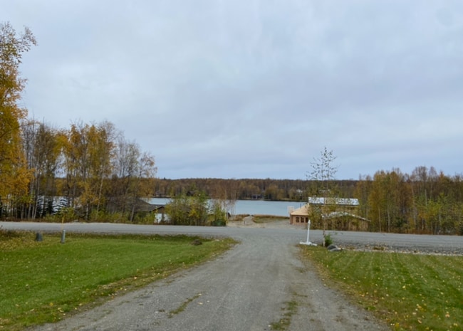 Building Photo - Fantastic 5 bedroom, 2.5 bath with an oversized 2 car garage, home on a private Acre, for rent ac...