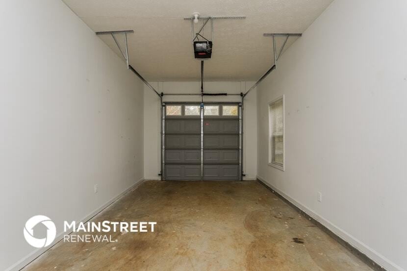 Building Photo - 1677 Pheasant Dr