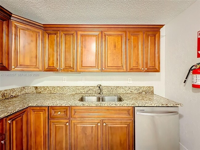 Building Photo - 2751 NW 58th Terrace