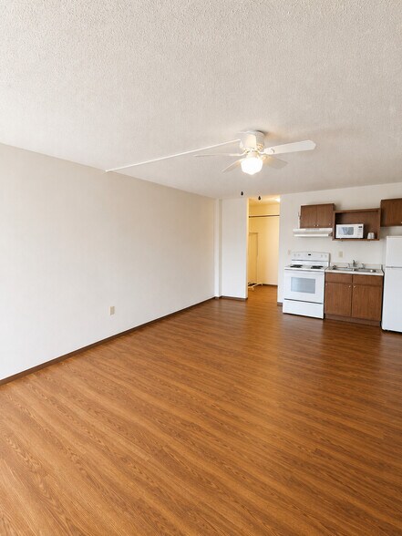 Building Photo - Rapids Studio Apartments