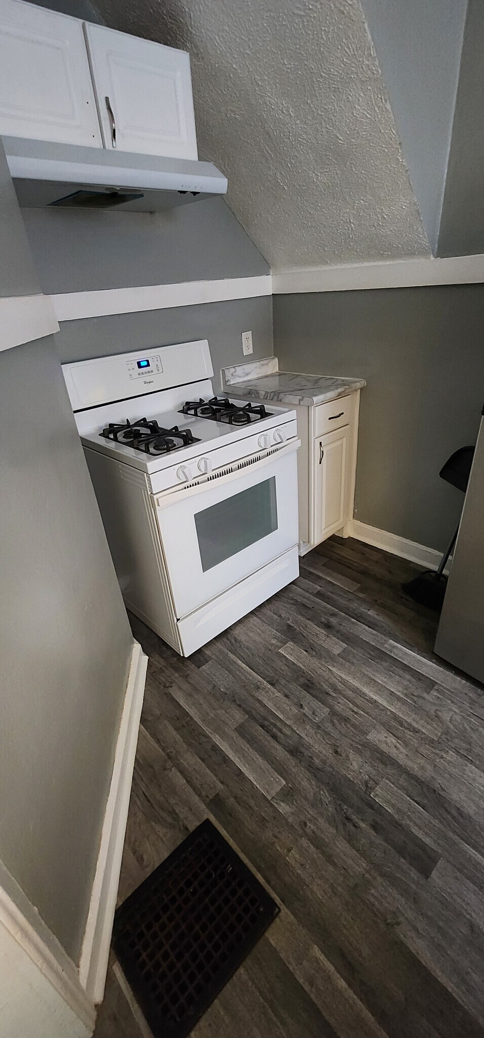 Building Photo - 1416 Auburn St