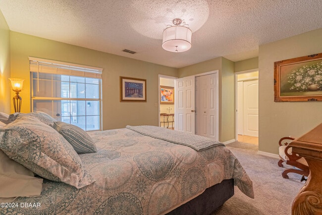 Building Photo - 6236 Clover Bend Dr