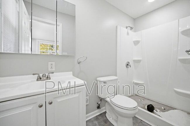 Building Photo - 308 Winchester Dr