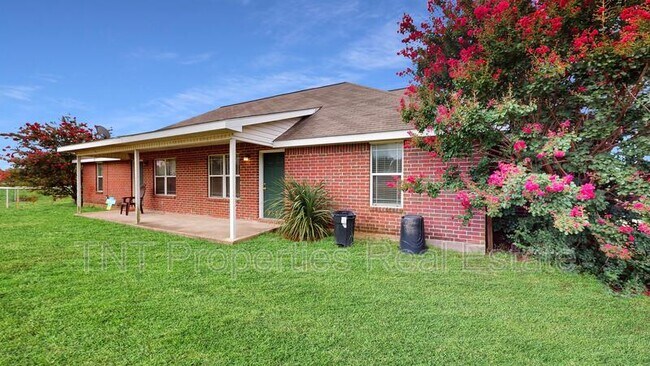 Primary Photo - 9834 Risky's Ranch Dr