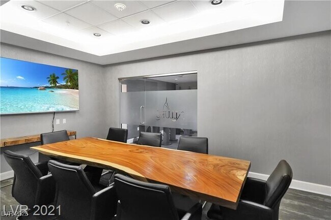 Building Photo - 200 W Sahara Ave