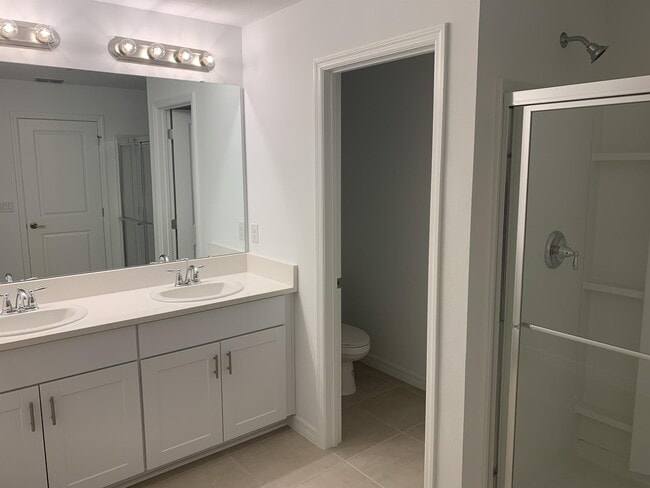 Building Photo - 4234 Southern Vis Lp