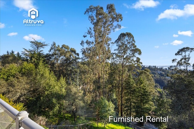 Building Photo - 2177 Manzanita Dr
