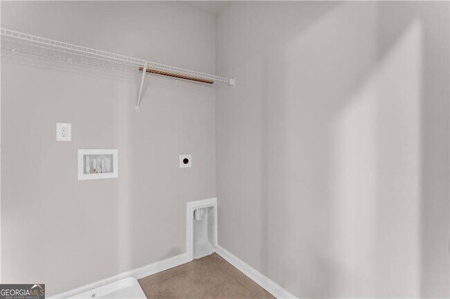 Building Photo - 1575 Villageside Ct