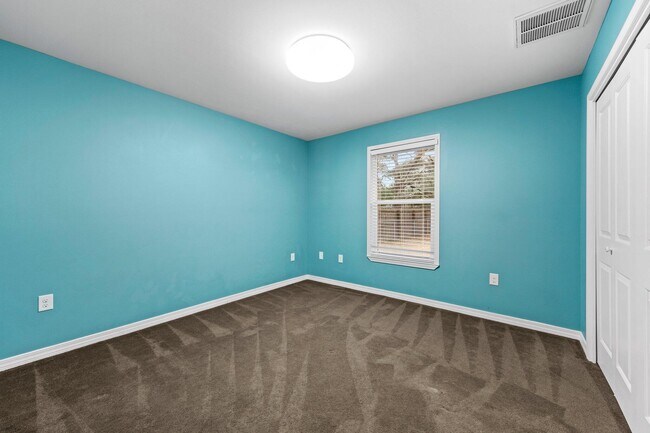 Building Photo - 1598 26th St