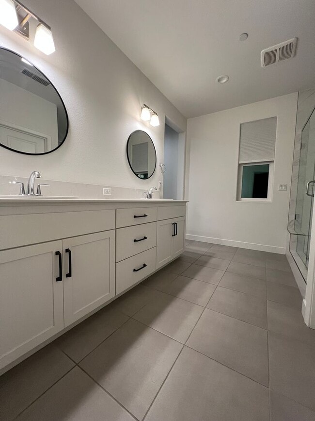 Building Photo - Tesoro Viejo Home- this is home and the community is unlike anything you've experienced before!