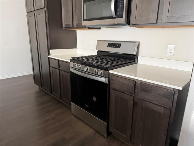 Building Photo - 1924 Buffalo Hill Dr