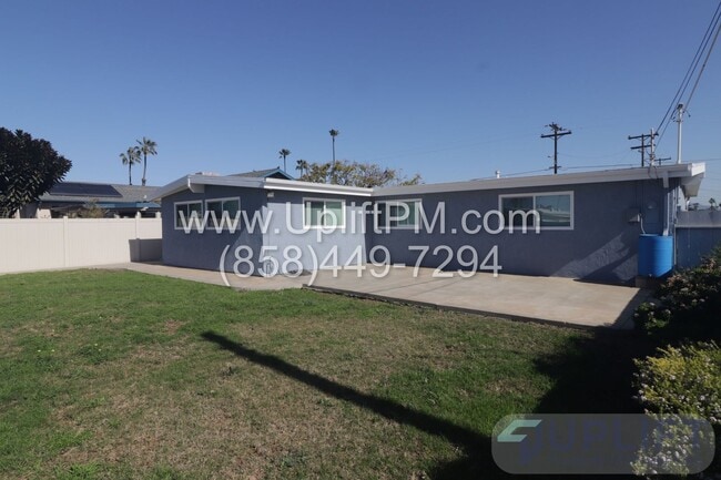 Building Photo - Beautiful 3 Bed, 2 Bath Home with Large Yard in Imperial Beach