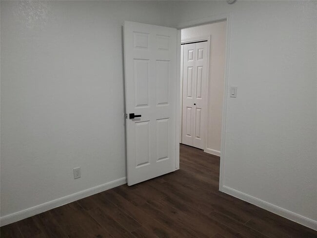 Building Photo - 2508 Howellwood Way