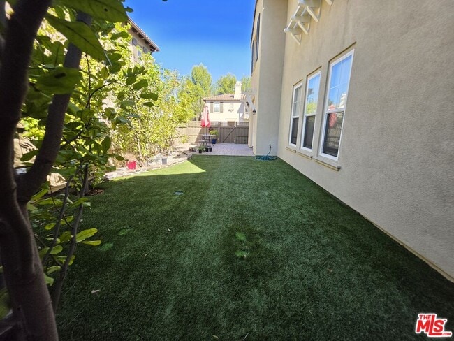 Building Photo - 26913 Monterey Ave