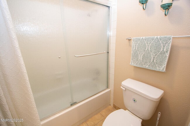 Building Photo - 2127 Roundhouse Rd