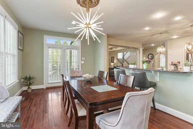 Building Photo - 7820 Early Morning St