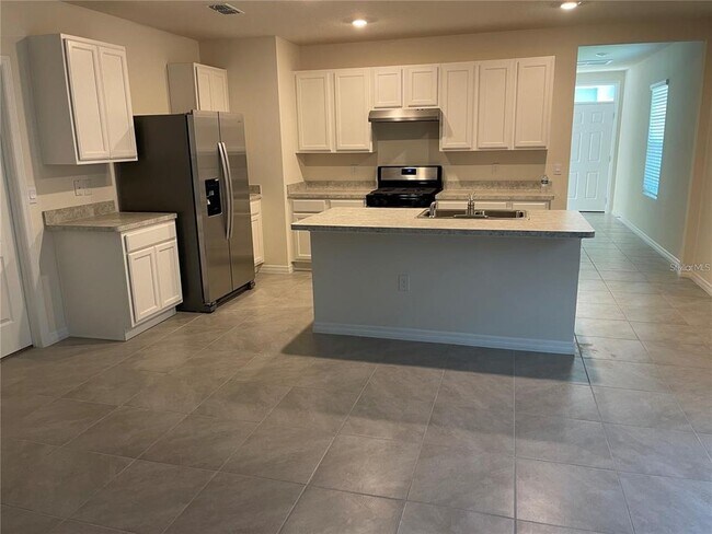 Building Photo - 3457 Forster Ave