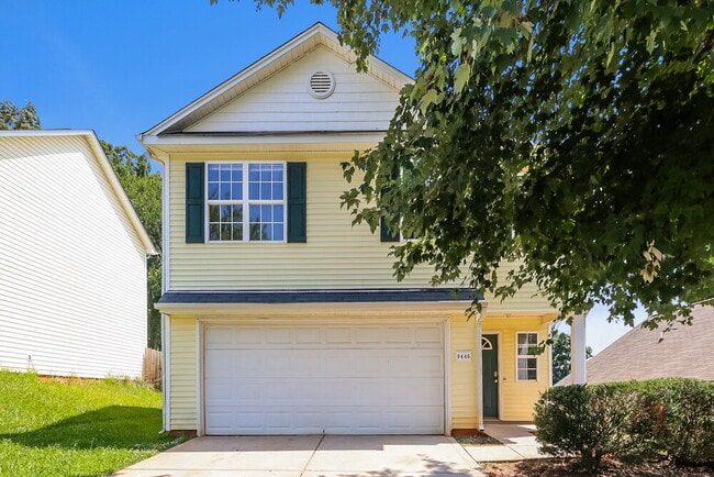 Building Photo - 9446 Dewey Dr