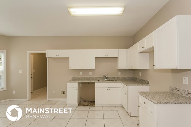 Building Photo - 5085 Cascade Hills Cir SW
