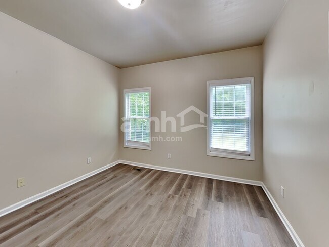 Building Photo - 2312 Herring Woods Trl