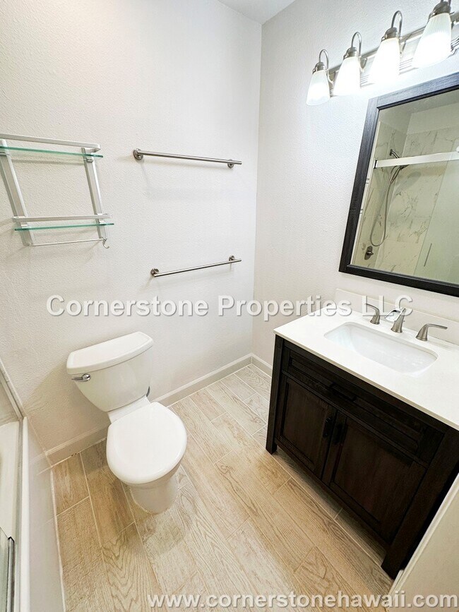 Building Photo - 94-638-638 Lumiaina St