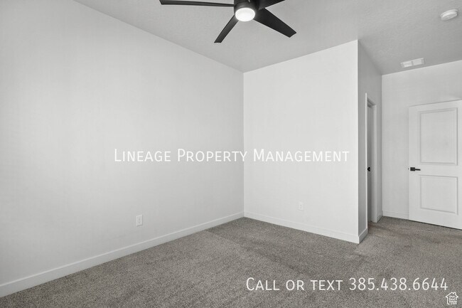 Building Photo - 15524 Trumpet Ln