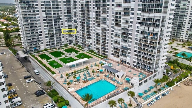 Building Photo - 4280 Galt Ocean Dr