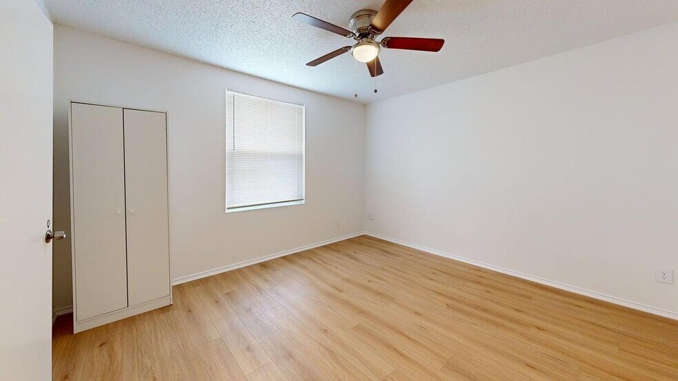 Building Photo - Comfortable Lancaster living with space to relax and entertain