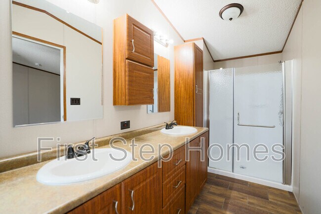 Building Photo - 1210 Orizaba