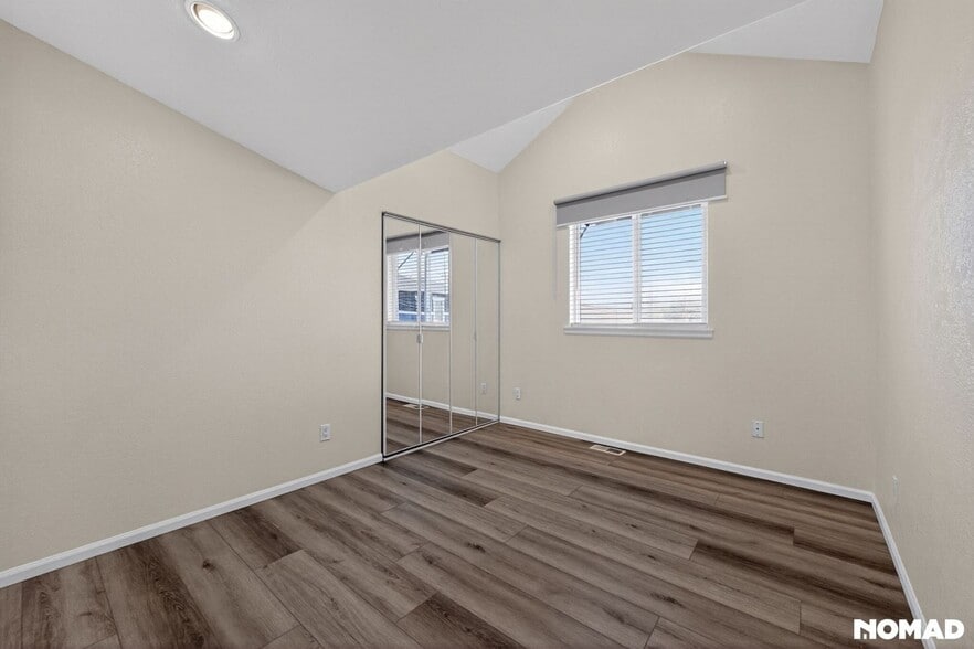 Building Photo - 230 Briggs St