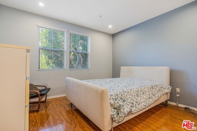 Building Photo - 12963 W Runway Rd