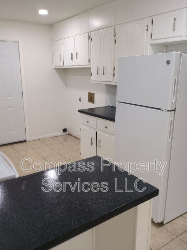 Building Photo - 3019 McFerrin Ave