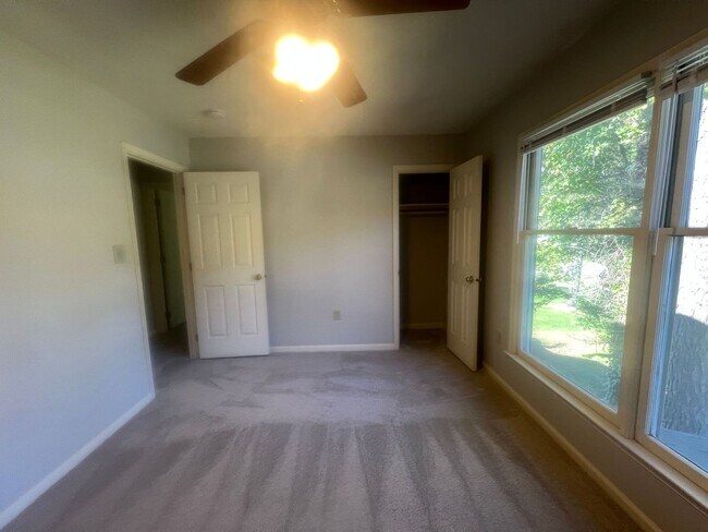 Building Photo - Single Family Corner Lot House located in ...