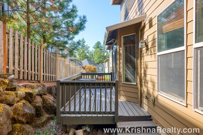 Building Photo - 11322 NW Kimble Ct