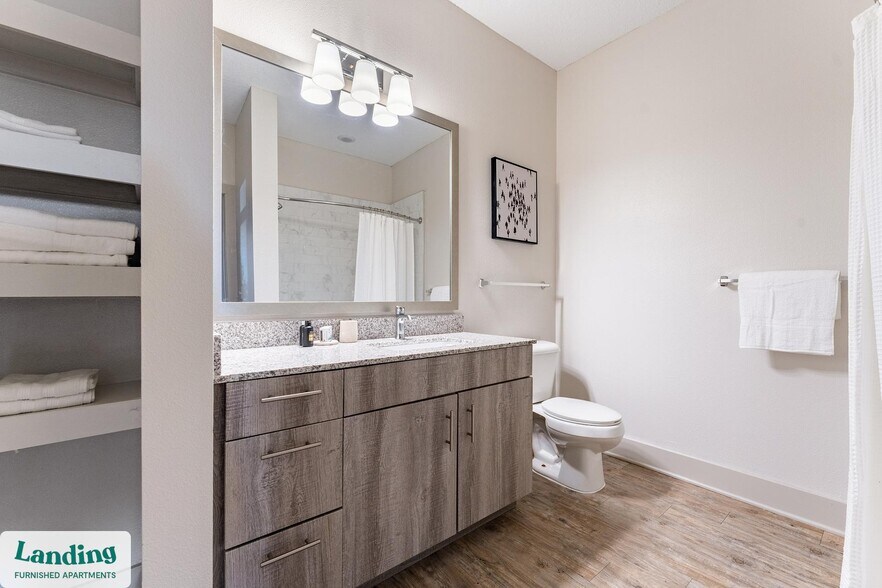 Building Photo - 655 W Marina Cove Dr