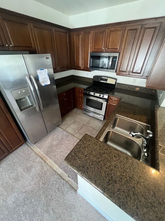 Building Photo - **Charming 1bed 1bath Condo located in the...