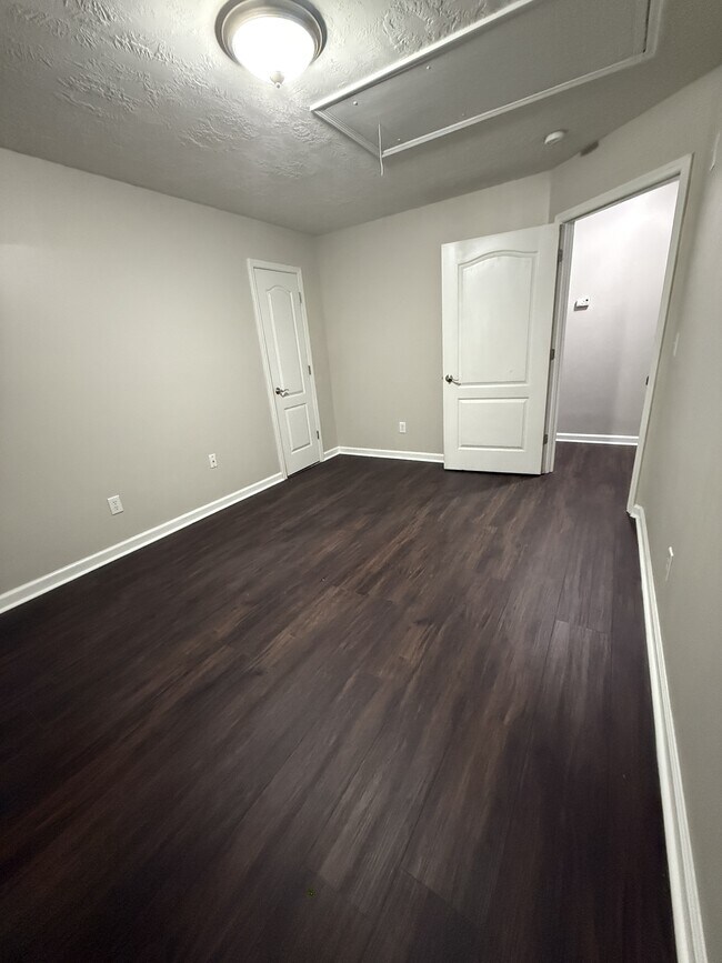 Building Photo - 4304 E Barcelona Way