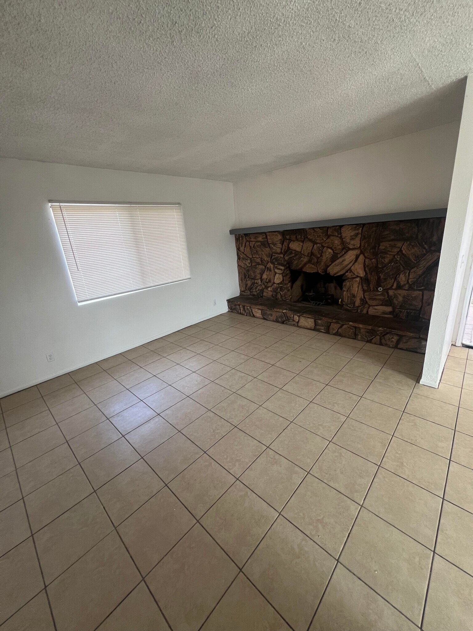 Building Photo - 20217 Serrano Rd