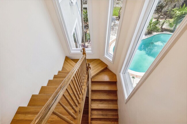 Building Photo - 3301 NE 16th St