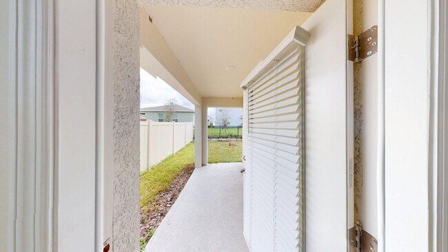 Building Photo - 4 BR 2 BA  Perfect Home - CASCADES SUBDIVI...
