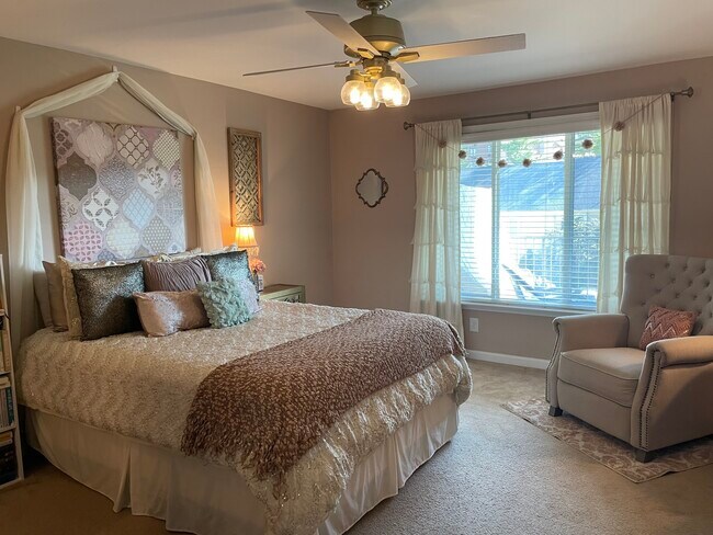 Bedroom - 4487 Post Pl